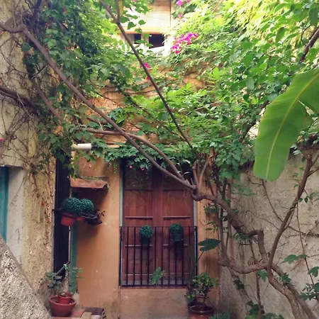Holiday home Casa De Pueblo Con Jardin *